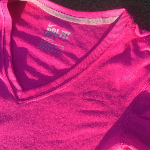 Nike - Picture 3 of 4